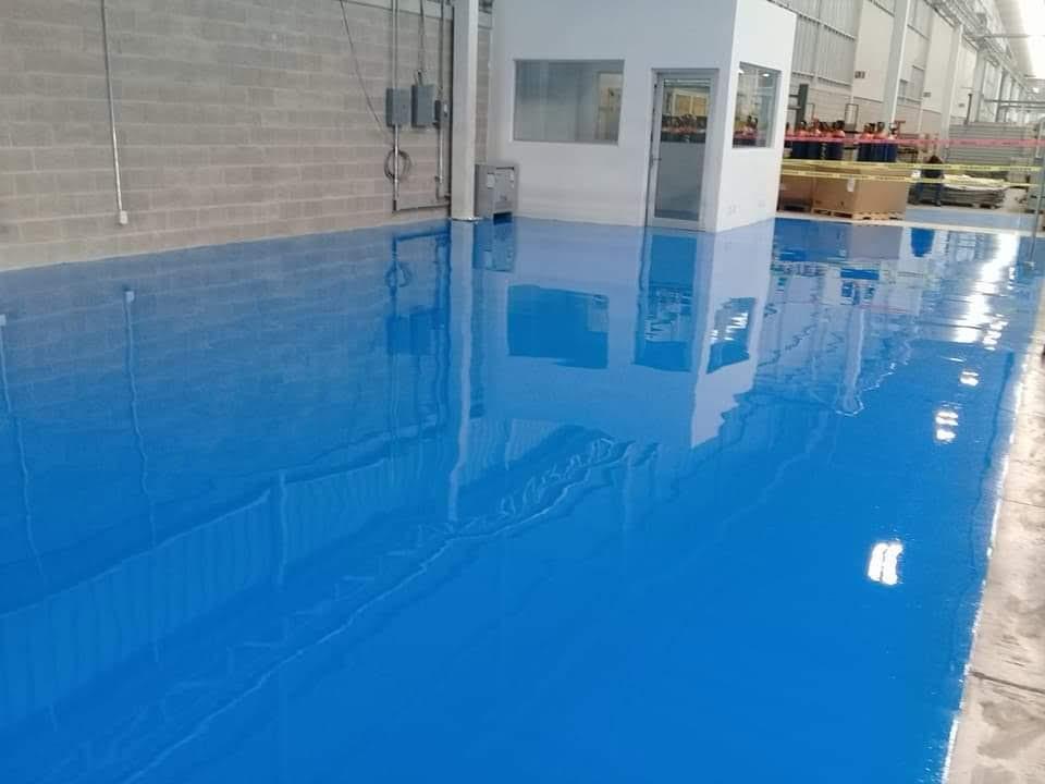 Superficie epóxica autonivelante